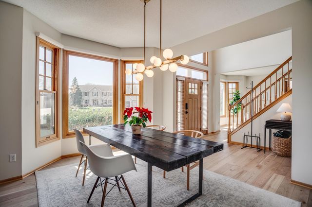 17800 32nd Place N, Plymouth, MN 55447