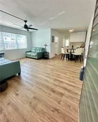 700 Bayshore Dr 17, Fort Lauderdale, FL 33304