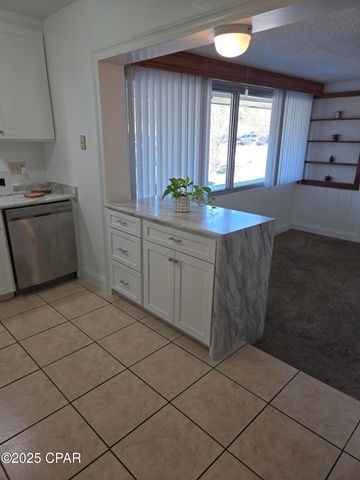 1609 W 13th Street, Panama City, FL 32401