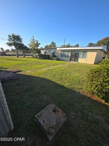 1609 W 13th Street, Panama City, FL 32401