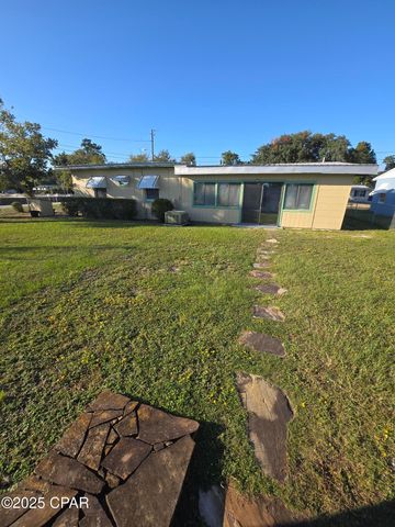 1609 W 13th Street, Panama City, FL 32401