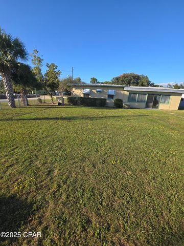 1609 W 13th Street, Panama City, FL 32401