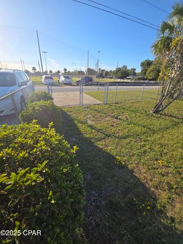 1609 W 13th Street, Panama City, FL 32401