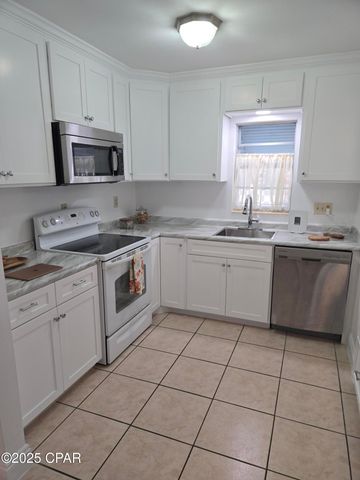 1609 W 13th Street, Panama City, FL 32401