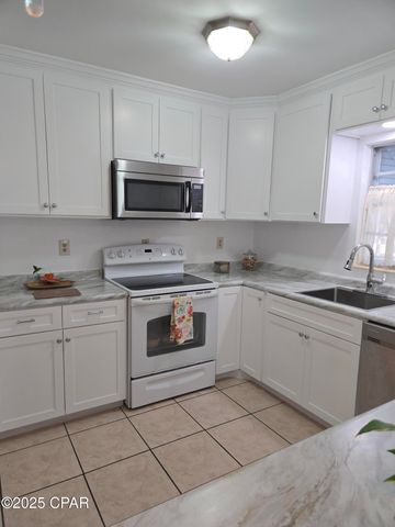 1609 W 13th Street, Panama City, FL 32401