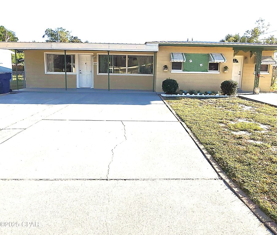 1609 W 13th Street, Panama City, FL 32401
