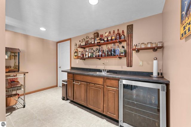 1546 Nightingale Lane, Kingsley, MI 49649