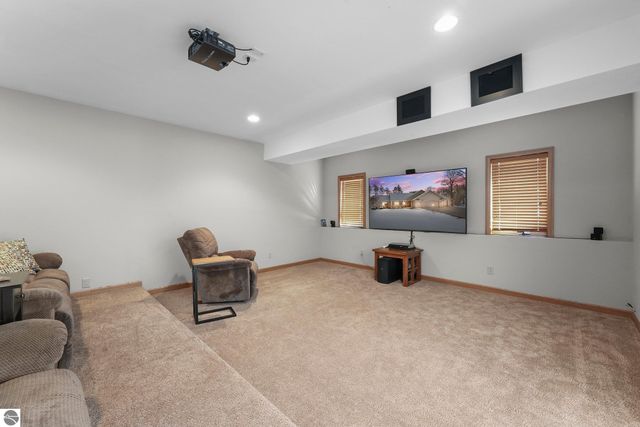 1546 Nightingale Lane, Kingsley, MI 49649