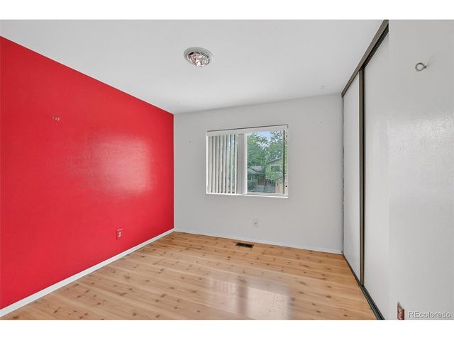 2189 S Coors Cir, Lakewood, CO 80228
