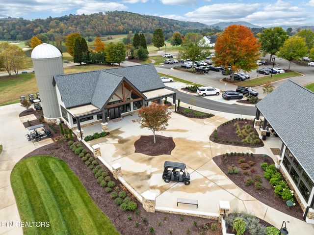 2920 Chestnut Lane, Loudon, TN 37774