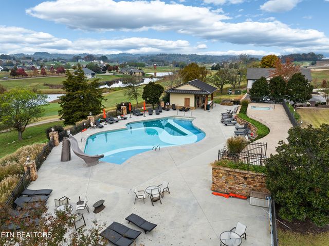 2920 Chestnut Lane, Loudon, TN 37774