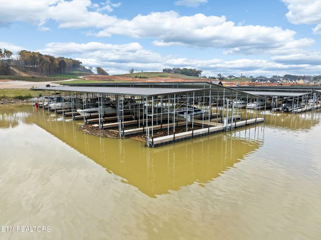 2920 Chestnut Lane, Loudon, TN 37774