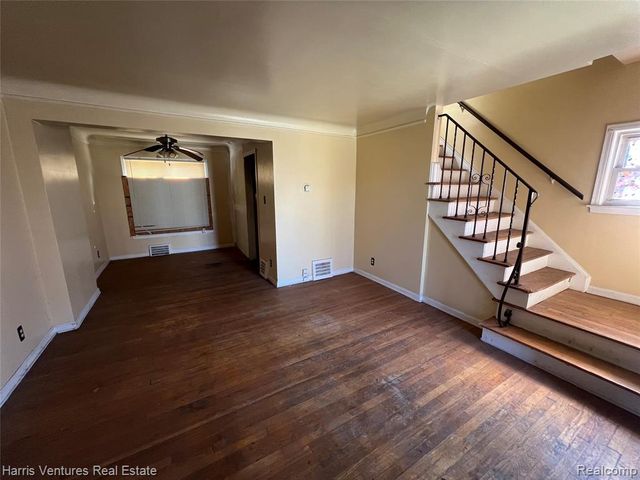 15732-34 Meyers Road, Detroit, MI 48227