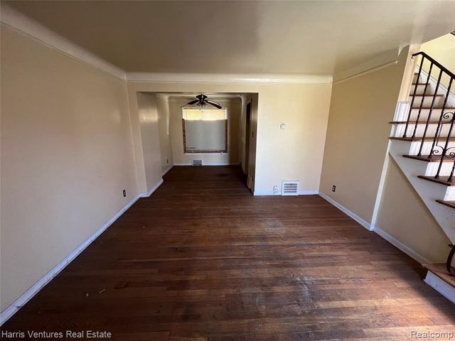 15732-34 Meyers Road, Detroit, MI 48227