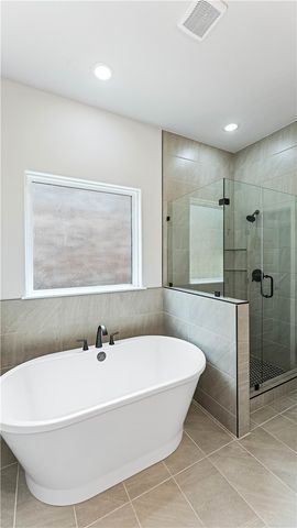 2524 N Crossover Road, Fayetteville, AR 72703