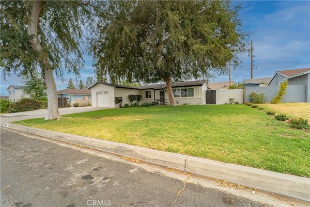 16303 E Elgenia, Covina, CA 91722