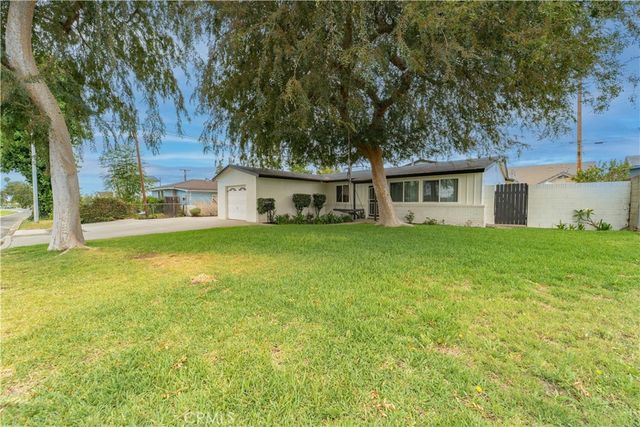 16303 E Elgenia, Covina, CA 91722