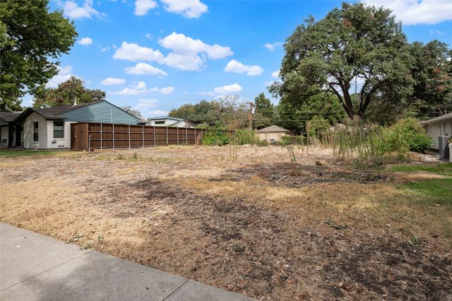 6115 Town Hill Lane, Dallas, TX 75214