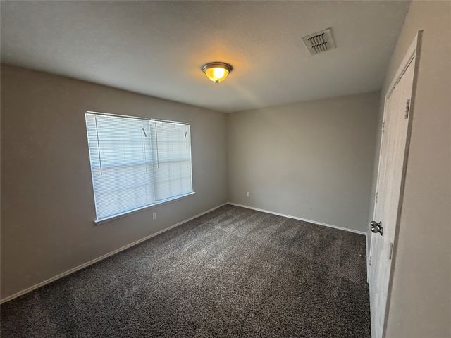 416 Heritage Drive, Crowley, TX 76036