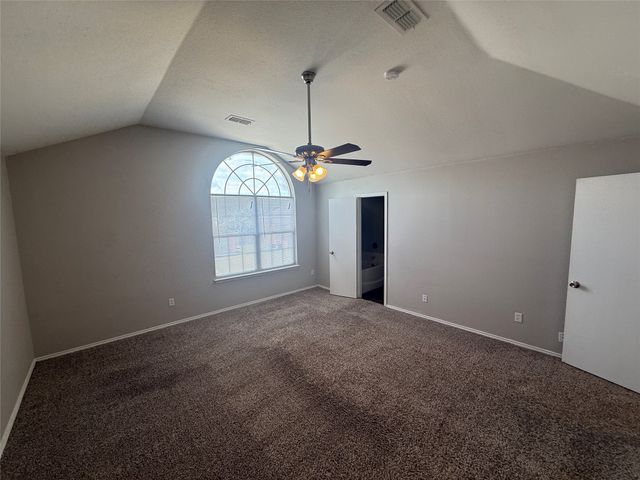 416 Heritage Drive, Crowley, TX 76036
