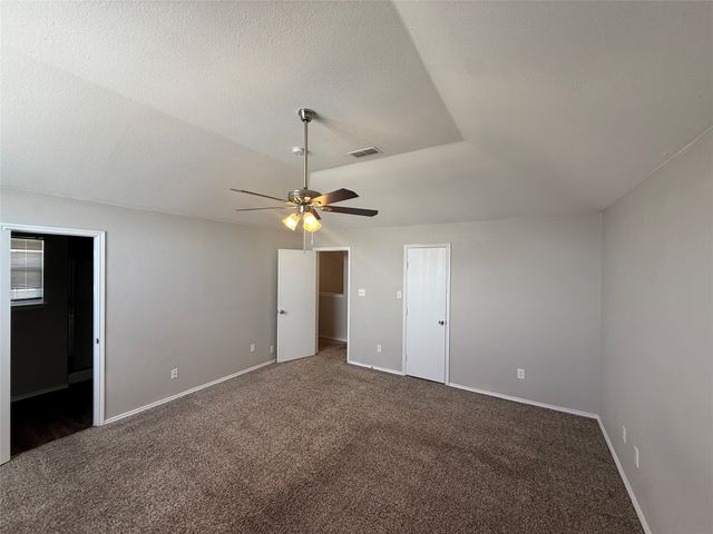 416 Heritage Drive, Crowley, TX 76036