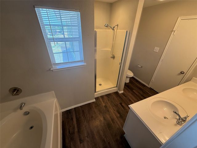 416 Heritage Drive, Crowley, TX 76036