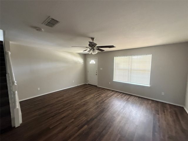 416 Heritage Drive, Crowley, TX 76036