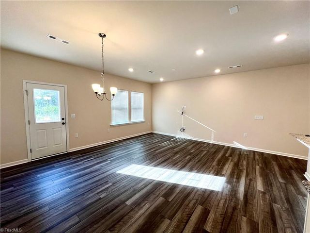 861 Falls Grove Trail, High Point, NC 27265