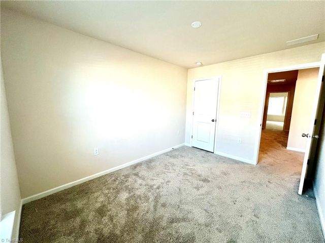 861 Falls Grove Trail, High Point, NC 27265