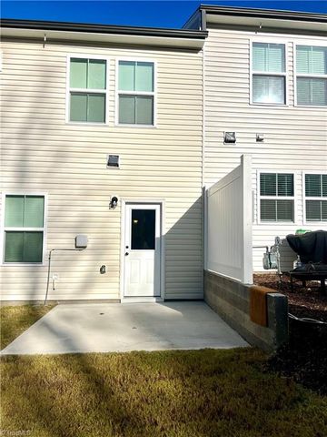 861 Falls Grove Trail, High Point, NC 27265