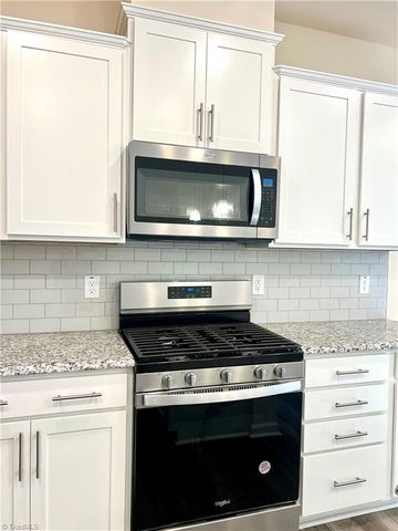 861 Falls Grove Trail, High Point, NC 27265