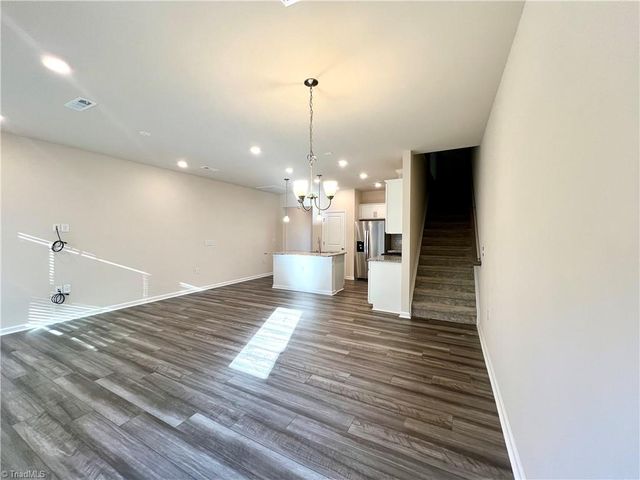 861 Falls Grove Trail, High Point, NC 27265