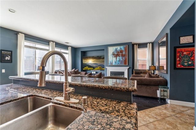 10889 Cameron Court, Corona, CA 92883
