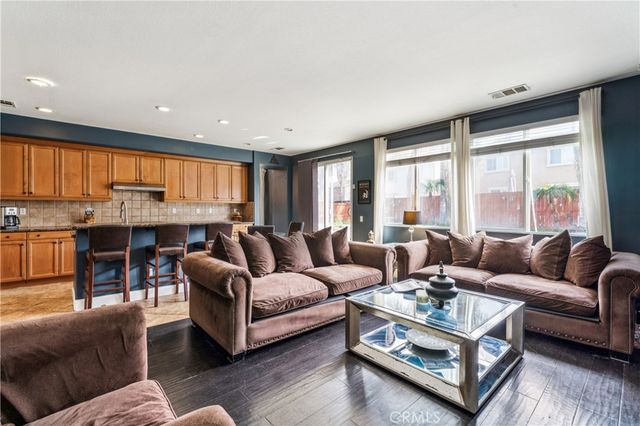 10889 Cameron Court, Corona, CA 92883