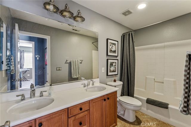 10889 Cameron Court, Corona, CA 92883