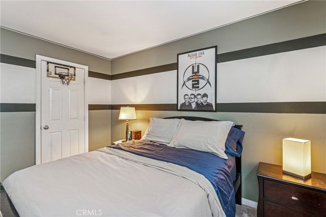 10889 Cameron Court, Corona, CA 92883