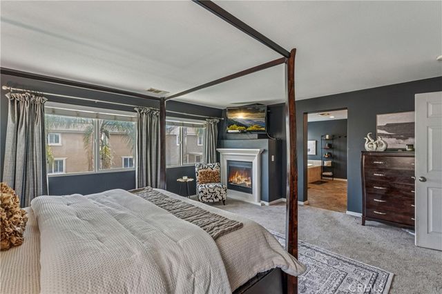10889 Cameron Court, Corona, CA 92883
