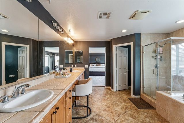 10889 Cameron Court, Corona, CA 92883