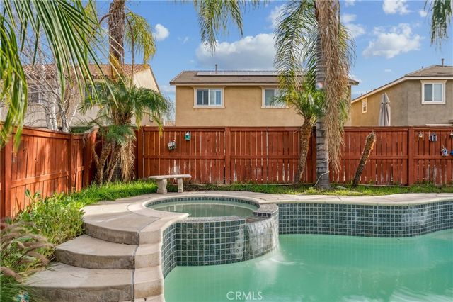10889 Cameron Court, Corona, CA 92883