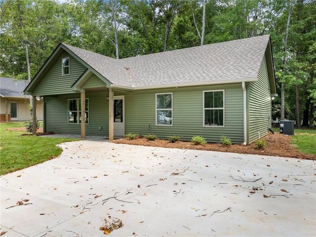 8091 Beachwood Drive, Murrayville, GA 30564