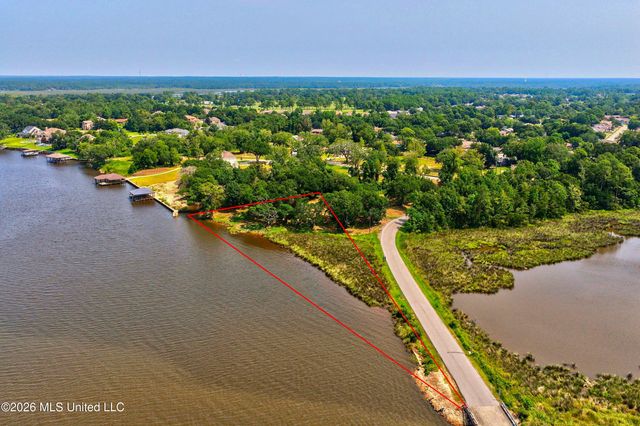 Causeway Drive, Biloxi, MS 39532
