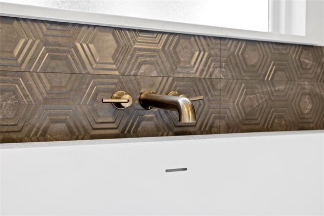 2432 Bellview Circle, Tyler, TX 75709