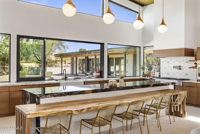 11649 N MILLER Road, Scottsdale, AZ 85260