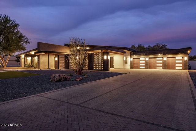 11649 N MILLER Road, Scottsdale, AZ 85260
