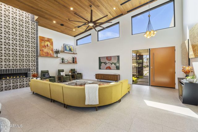 11649 N MILLER Road, Scottsdale, AZ 85260