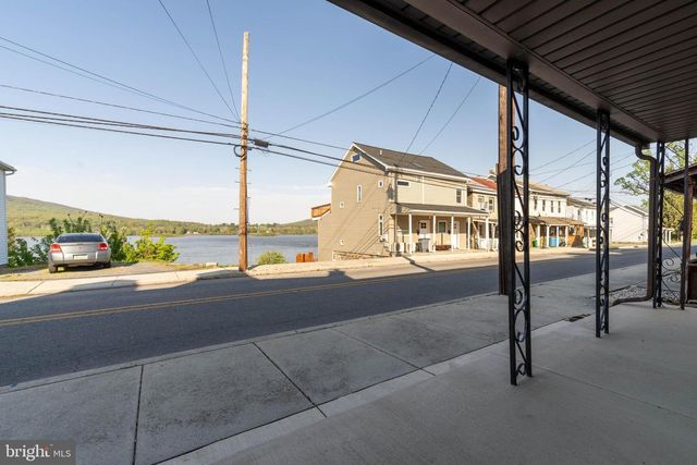 208 S MAIN ST, Marysville, PA 17053