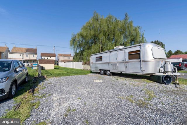 208 S MAIN ST, Marysville, PA 17053