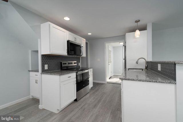 208 S MAIN ST, Marysville, PA 17053