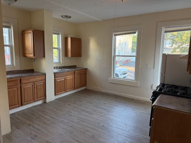 56 Orchard St, Lynn, MA 01905