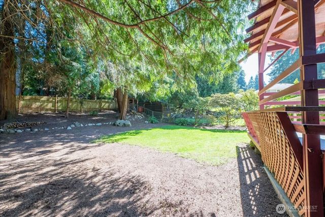 14828 Ashworth Avenue N, Seattle, WA 98117